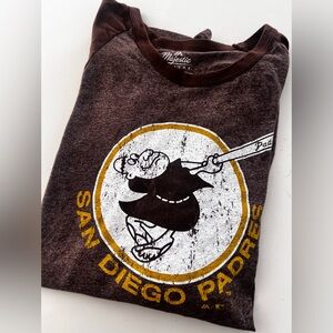 Padres quarter sleeves shirt